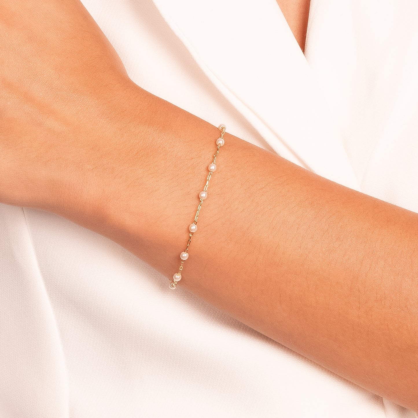 Pearl bracelet