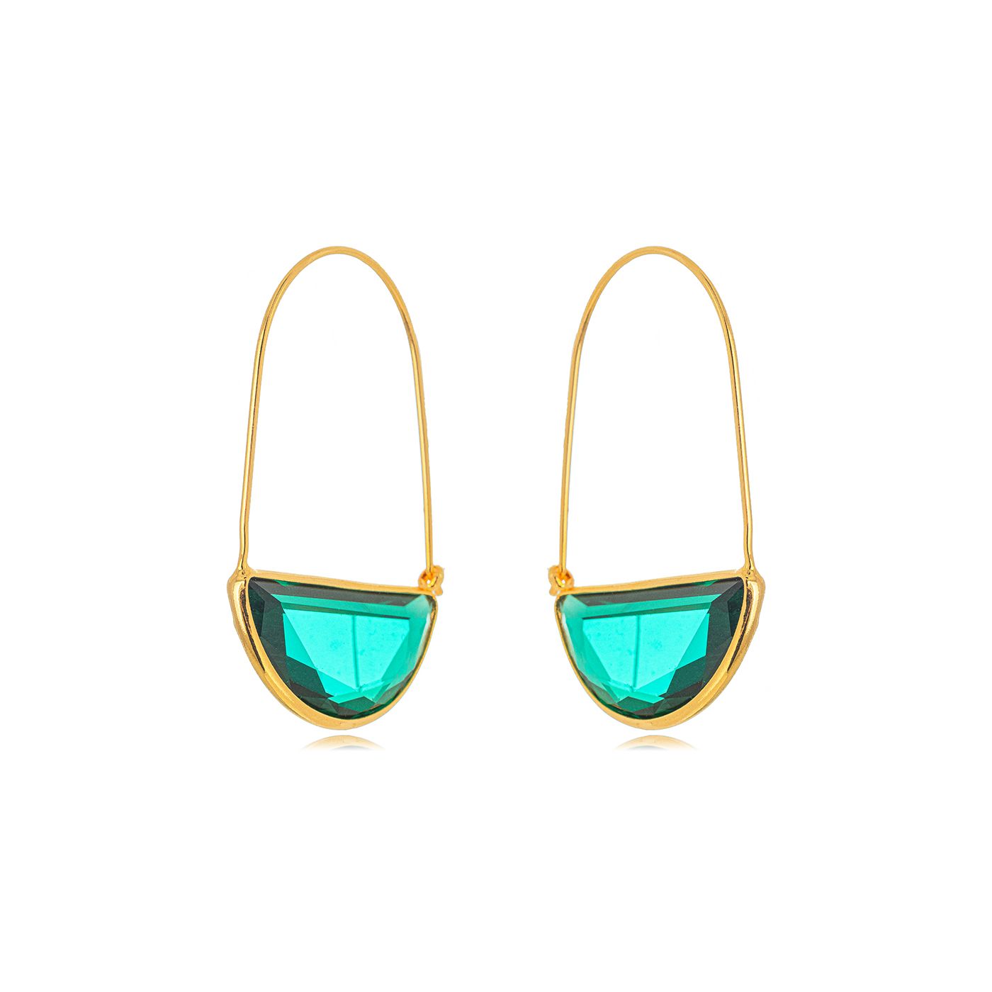 Ligh earring with emerald